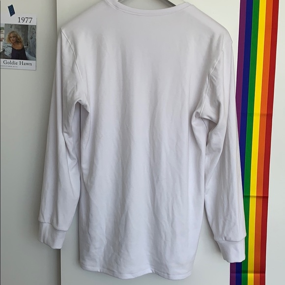 Uniqlo long sleeve tshirt - Picture 2 of 4